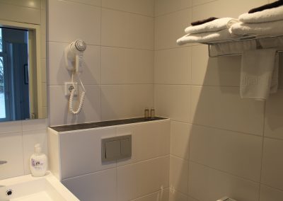 badkamer driepersoonskamer